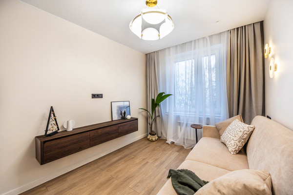 Продам двухкомнатную (2-комн.) квартиру, Туристская ул, 22к2, Москва г