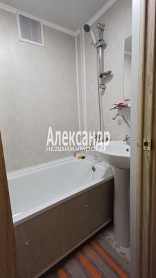 Сдам двухкомнатную (2-комн.) квартиру, Полозова ул, 3, Санкт-Петербург г