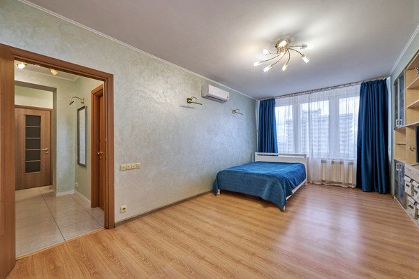 Продам двухкомнатную (2-комн.) квартиру, Новый Арбат ул, 16, Москва г