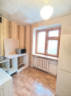 Продам однокомнатную (1-комн.) квартиру, Забайкальская ул, 15к2, Рязань г