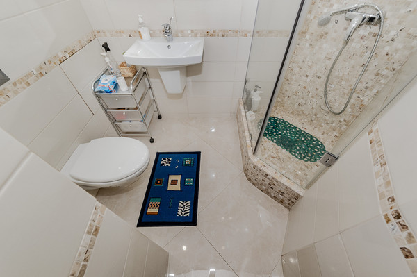 Сдам трехкомнатную (3-комн.) квартиру, Кубанская ул, 45к3, Краснодар г