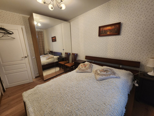 Продам двухкомнатную (2-комн.) квартиру, Новаторов б-р, 79к1, Санкт-Петербург г