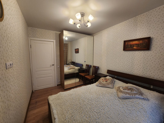 Продам двухкомнатную (2-комн.) квартиру, Новаторов б-р, 79к1, Санкт-Петербург г