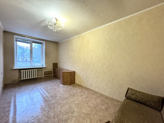 Продам однокомнатную (1-комн.) квартиру, Комсомольская ул, 3, Брянск г