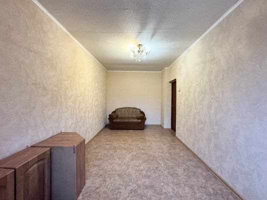 Продам однокомнатную (1-комн.) квартиру, Комсомольская ул, 3, Брянск г