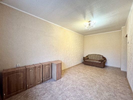 Продам однокомнатную (1-комн.) квартиру, Комсомольская ул, 3, Брянск г