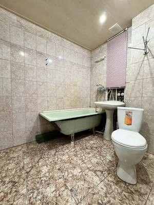 Продам однокомнатную (1-комн.) квартиру, Комсомольская ул, 3, Брянск г