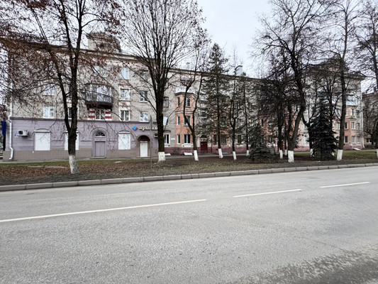 Продам однокомнатную (1-комн.) квартиру, Комсомольская ул, 3, Брянск г