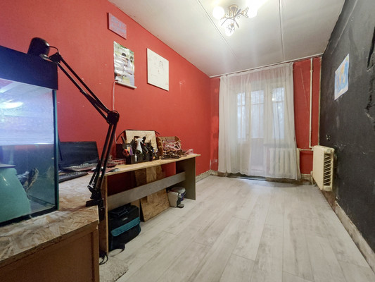 Продам трехкомнатную (3-комн.) квартиру, 25 Января ул, 12, Воронеж г