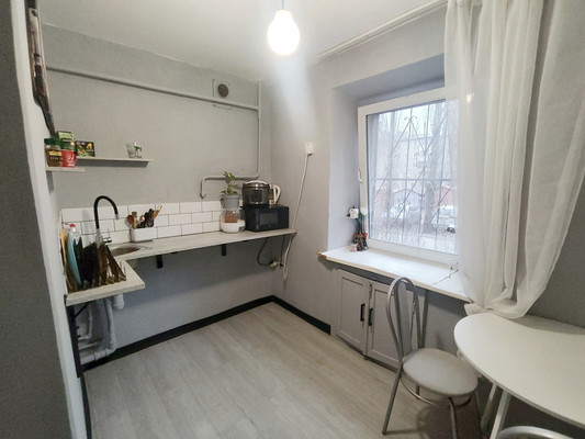 Продам трехкомнатную (3-комн.) квартиру, 25 Января ул, 12, Воронеж г