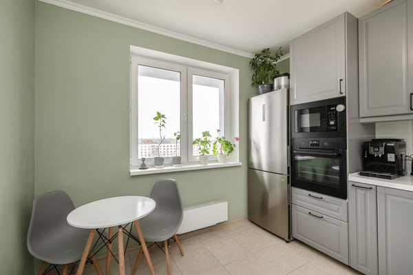 Продам двухкомнатную (2-комн.) квартиру, Матвеевская ул, 11, Москва г