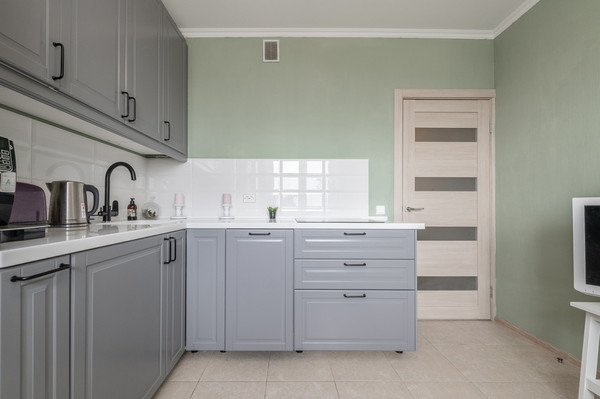 Продам двухкомнатную (2-комн.) квартиру, Матвеевская ул, 11, Москва г