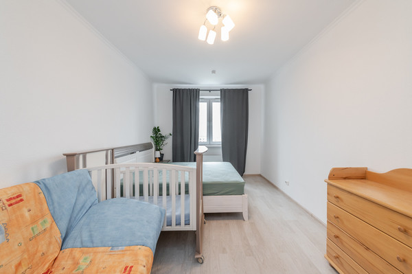 Продам двухкомнатную (2-комн.) квартиру, Матвеевская ул, 11, Москва г