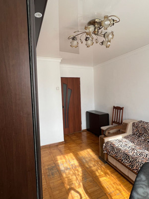 Продам трехкомнатную (3-комн.) квартиру, Т.Идарова ул, 34, Нальчик г