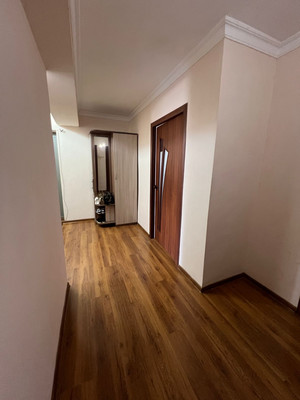 Продам трехкомнатную (3-комн.) квартиру, Т.Идарова ул, 34, Нальчик г