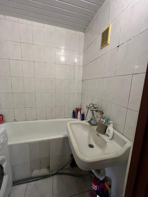 Продам трехкомнатную (3-комн.) квартиру, Т.Идарова ул, 34, Нальчик г