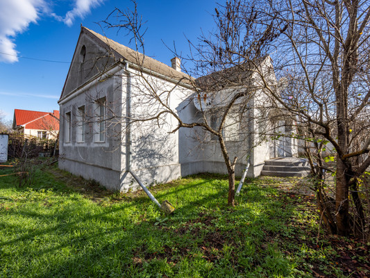 Продам дом, Вишневая ул, 1, Гвардейское пгт, 0 км от города