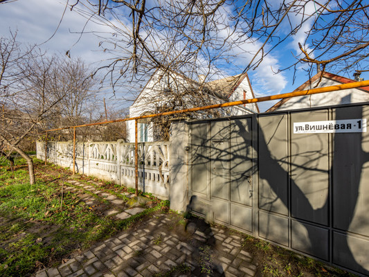 Продам дом, Вишневая ул, 1, Гвардейское пгт, 0 км от города