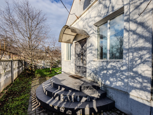 Продам дом, Вишневая ул, 1, Гвардейское пгт, 0 км от города