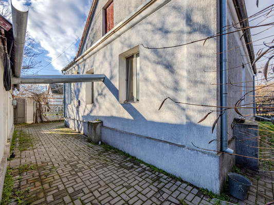 Продам дом, Вишневая ул, 1, Гвардейское пгт, 0 км от города