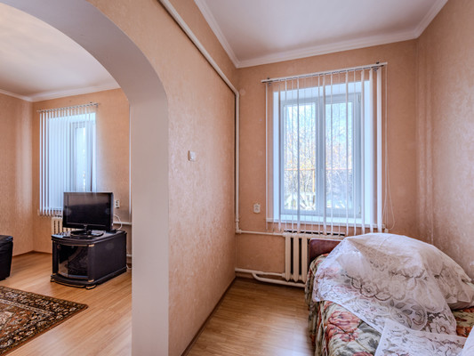 Продам дом, Вишневая ул, 1, Гвардейское пгт, 0 км от города