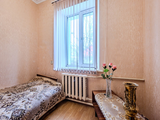 Продам дом, Вишневая ул, 1, Гвардейское пгт, 0 км от города