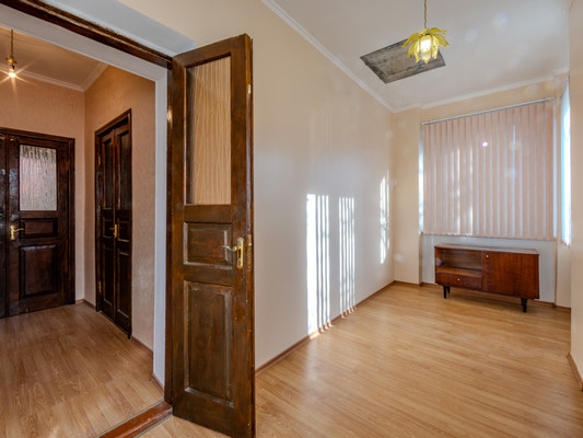 Продам дом, Вишневая ул, 1, Гвардейское пгт, 0 км от города