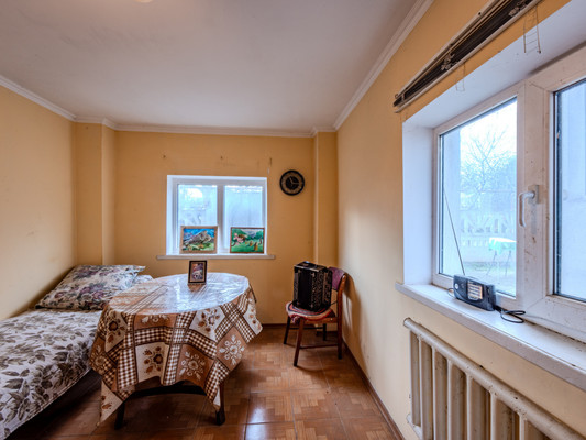 Продам дом, Вишневая ул, 1, Гвардейское пгт, 0 км от города