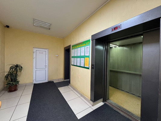 Продам многокомнатную квартиру, Якуба Коласа проезд, 11, Пермь г