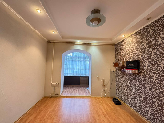 Продам многокомнатную квартиру, Якуба Коласа проезд, 11, Пермь г