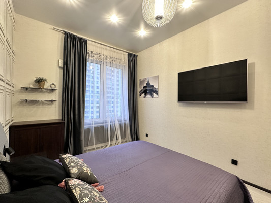 Продам однокомнатную (1-комн.) квартиру, Дыбенко ул, 2, Санкт-Петербург г