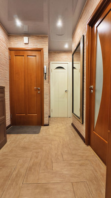 Сдам трехкомнатную (3-комн.) квартиру, Пилотов ул, 23, Санкт-Петербург г