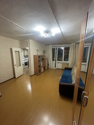 Продам однокомнатную (1-комн.) квартиру, Кронштадтский б-р, 21, Москва г