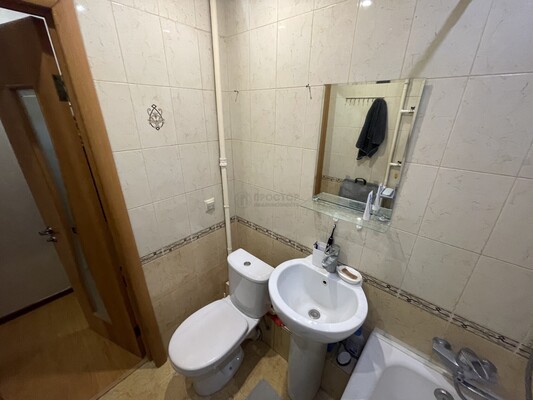 Продам однокомнатную (1-комн.) квартиру, Кронштадтский б-р, 21, Москва г