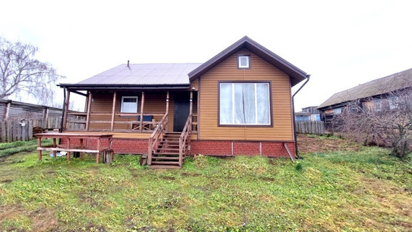 Продам дом, Советская ул, Малый Алат с, 0 км от города