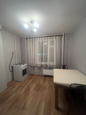 Продам двухкомнатную (2-комн.) квартиру, Школьный п, 8, Большие Вязёмы рп