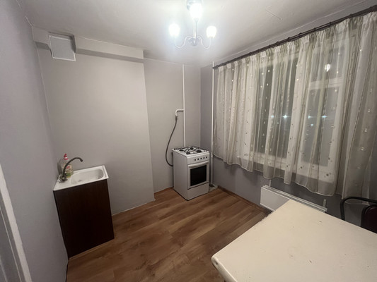 Продам двухкомнатную (2-комн.) квартиру, Школьный п, 8, Большие Вязёмы рп