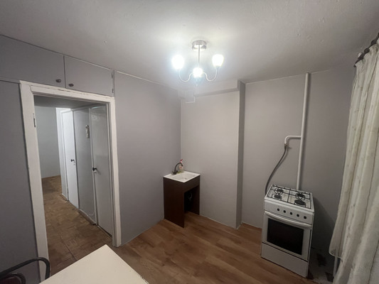 Продам двухкомнатную (2-комн.) квартиру, Школьный п, 8, Большие Вязёмы рп