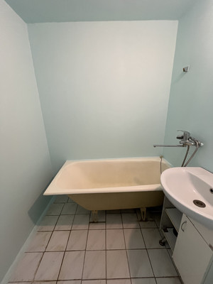 Продам двухкомнатную (2-комн.) квартиру, Школьный п, 8, Большие Вязёмы рп