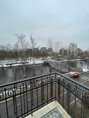 Продам трехкомнатную (3-комн.) квартиру, Ждановская наб, 10А, Санкт-Петербург г