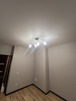 Продам трехкомнатную (3-комн.) квартиру, Безбокова ул, 7/2, Иркутск г