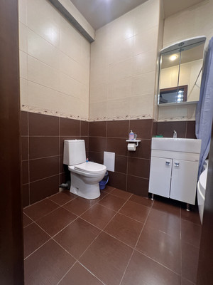 Продам трехкомнатную (3-комн.) квартиру, Безбокова ул, 7/2, Иркутск г