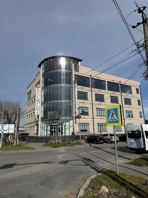 Сдам торговое помещение 650 м2, Матросова ул, Нальчик г