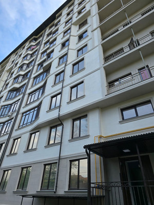 Продам двухкомнатную (2-комн.) квартиру, Атажукина ул, 11к1, Нальчик г