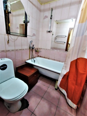 Продам однокомнатную (1-комн.) квартиру, Чайковского ул, 129, Нижний Тагил г