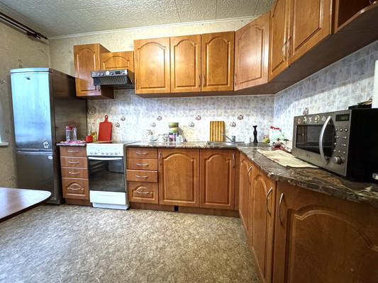 Продам двухкомнатную (2-комн.) квартиру, ДЗФС мкр, 43, Дмитров г