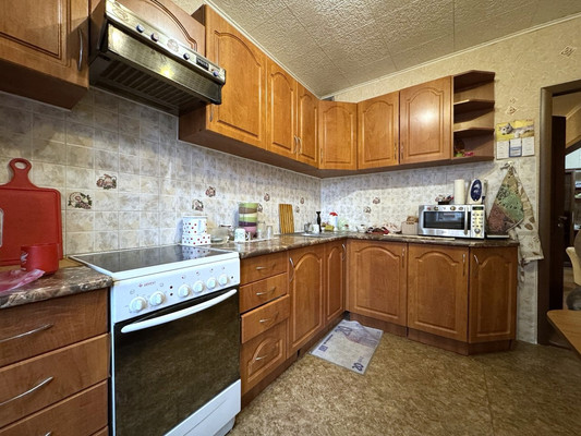 Продам двухкомнатную (2-комн.) квартиру, ДЗФС мкр, 43, Дмитров г