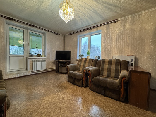 Продам двухкомнатную (2-комн.) квартиру, ДЗФС мкр, 43, Дмитров г