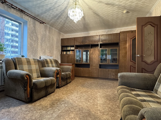 Продам двухкомнатную (2-комн.) квартиру, ДЗФС мкр, 43, Дмитров г