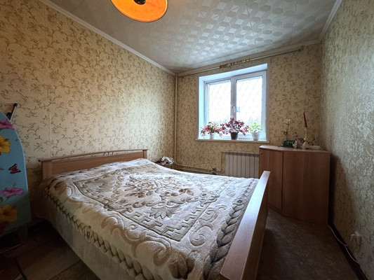 Продам двухкомнатную (2-комн.) квартиру, ДЗФС мкр, 43, Дмитров г